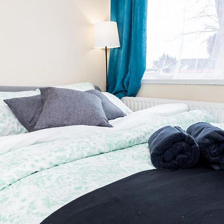 Shirley House 3, Guest House, Self Catering, Self Check In With Smart Locks, Use Of Fully Equipped Kitchen, Close To City Centre, Ideal For Longer Stays, Walking Distance To Bat, 20 Min Drive To Fawley Refinery, Excellent Transport Links Southampton Kültér fotó