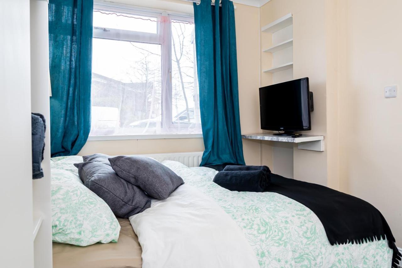 Shirley House 3, Guest House, Self Catering, Self Check In With Smart Locks, Use Of Fully Equipped Kitchen, Close To City Centre, Ideal For Longer Stays, Walking Distance To Bat, 20 Min Drive To Fawley Refinery, Excellent Transport Links Southampton Kültér fotó