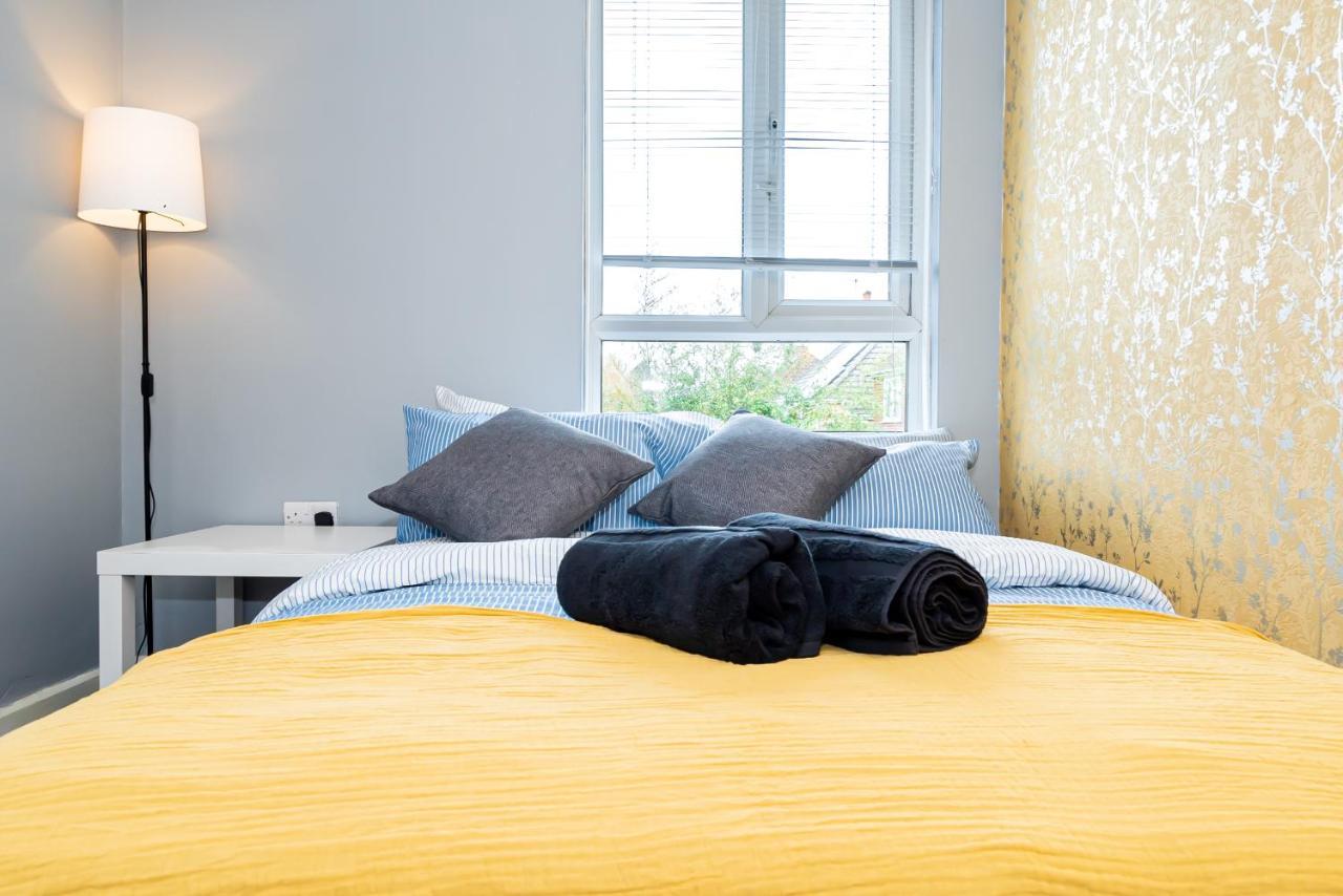 Shirley House 3, Guest House, Self Catering, Self Check In With Smart Locks, Use Of Fully Equipped Kitchen, Close To City Centre, Ideal For Longer Stays, Walking Distance To Bat, 20 Min Drive To Fawley Refinery, Excellent Transport Links Southampton Kültér fotó
