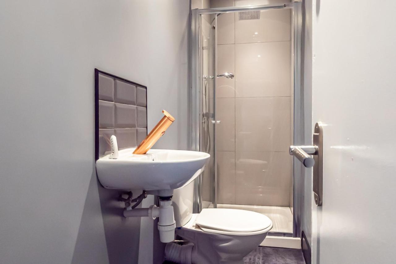 Shirley House 3, Guest House, Self Catering, Self Check In With Smart Locks, Use Of Fully Equipped Kitchen, Close To City Centre, Ideal For Longer Stays, Walking Distance To Bat, 20 Min Drive To Fawley Refinery, Excellent Transport Links Southampton Kültér fotó