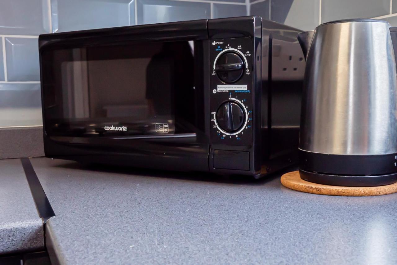 Shirley House 3, Guest House, Self Catering, Self Check In With Smart Locks, Use Of Fully Equipped Kitchen, Close To City Centre, Ideal For Longer Stays, Walking Distance To Bat, 20 Min Drive To Fawley Refinery, Excellent Transport Links Southampton Kültér fotó